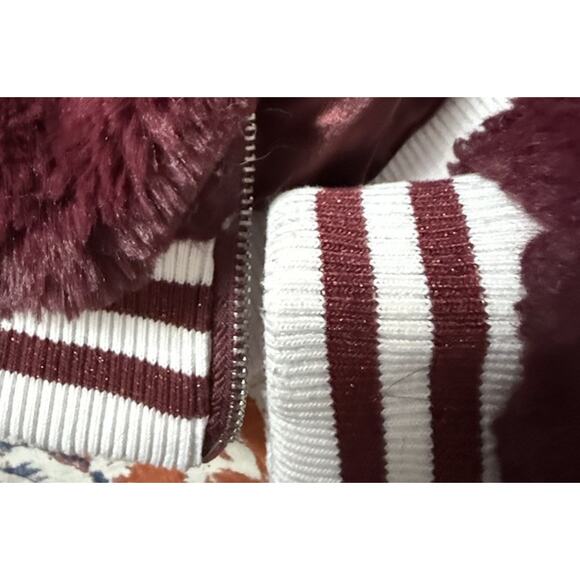 ASHLEY By 26 International Women’s Burgundy Fuzzy Jacket Size Medium - Picture 4 of 7